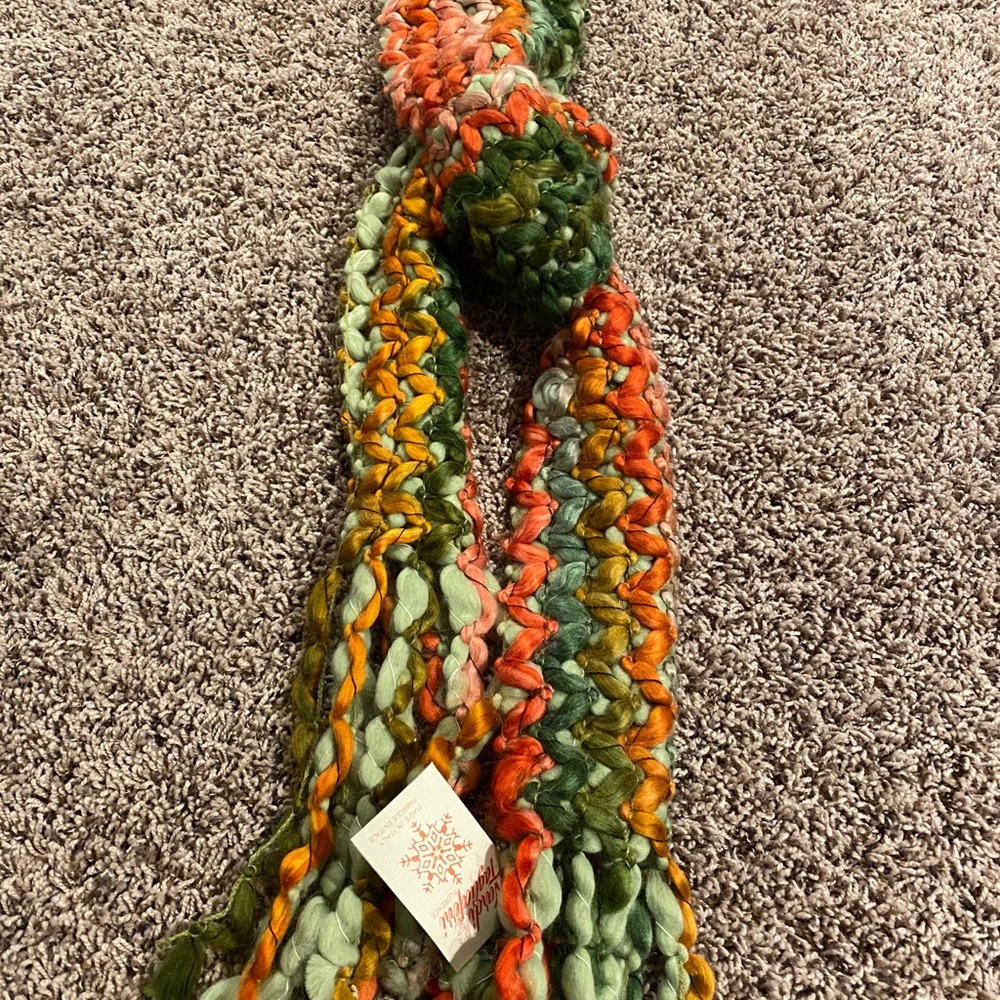 Nardi & Tagliaferri Florence Scarf 💛